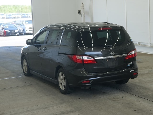 Nissan LAFESTA 2012 7917526-1