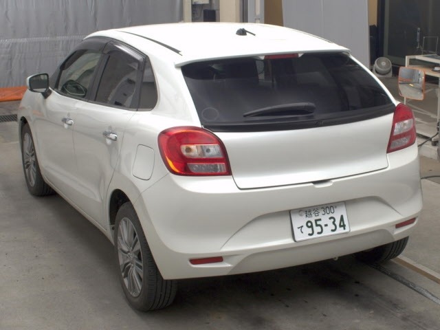 Suzuki BALENO 2016 7972497-1