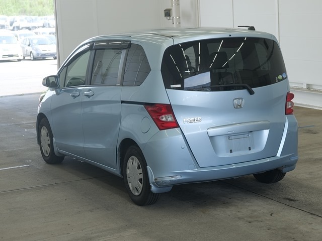 Honda FREED 2009 8032195-1