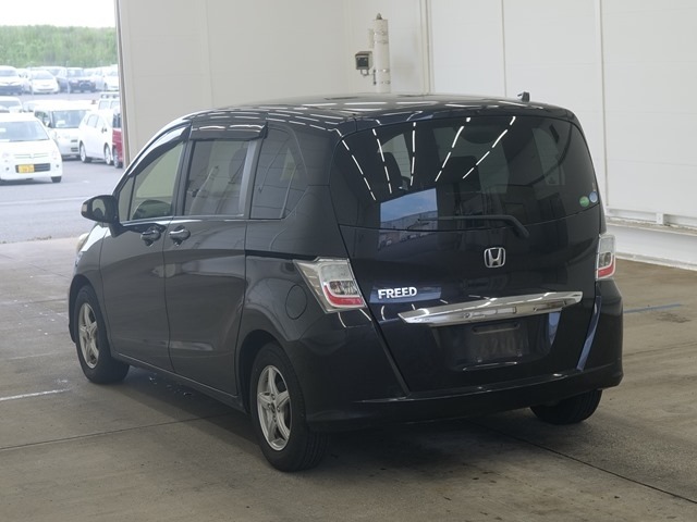 Honda FREED 2012 8117291-1