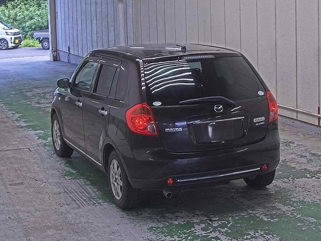 Mazda VERISA 2007 8119722-1