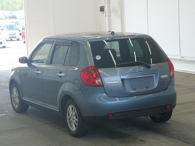 Mazda VERISA 2005 8119723-1