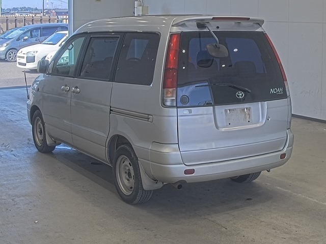 Toyota LITEACE NOAH 2001 8143199-1