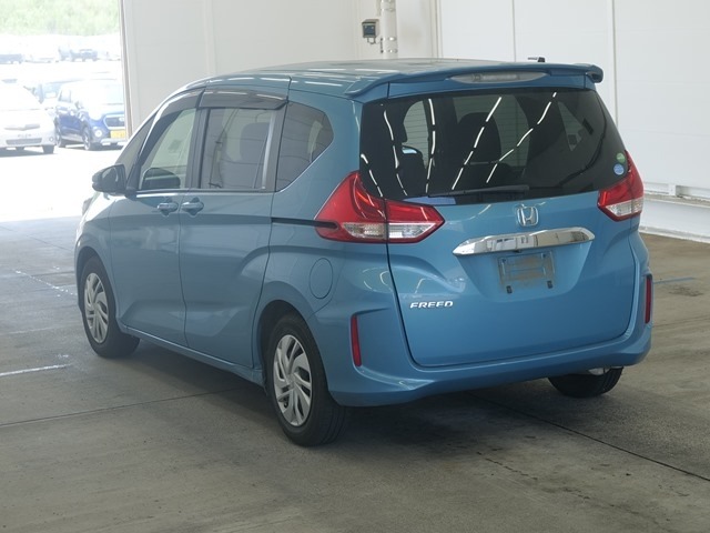 Honda FREED 2017 8212260-1