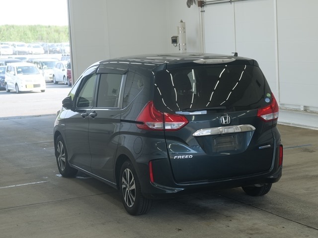 Honda FREED 2018 8212261-1