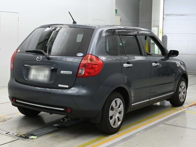 Mazda VERISA 2011 8205859-1