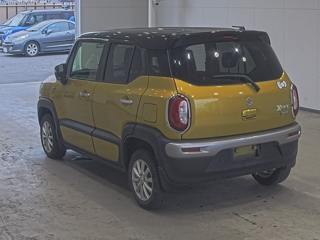Suzuki X BEE 2019 8200294-1
