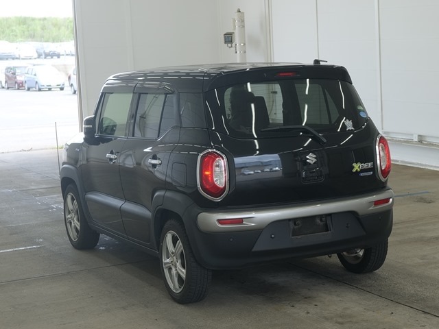 Suzuki X BEE 2019 8212111-1