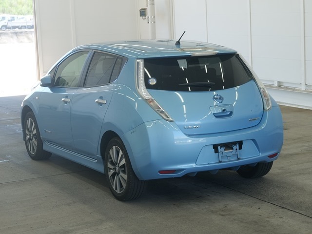 Nissan LEAF 2016 8226044-1