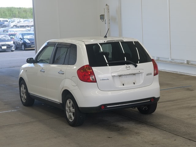 Mazda VERISA 2008 8227831-1