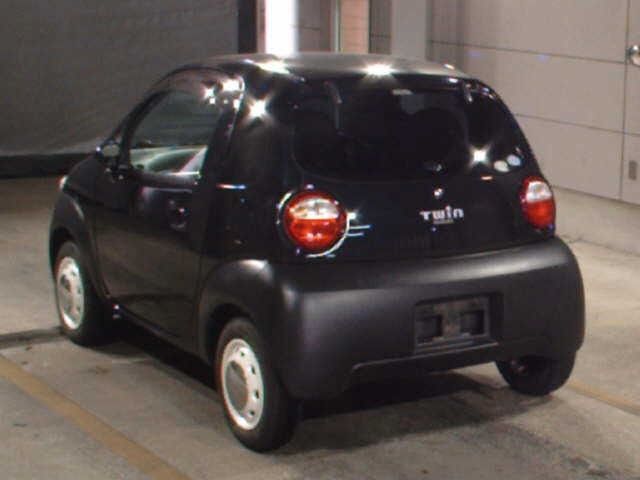 Suzuki TWIN 2005 8239615-1