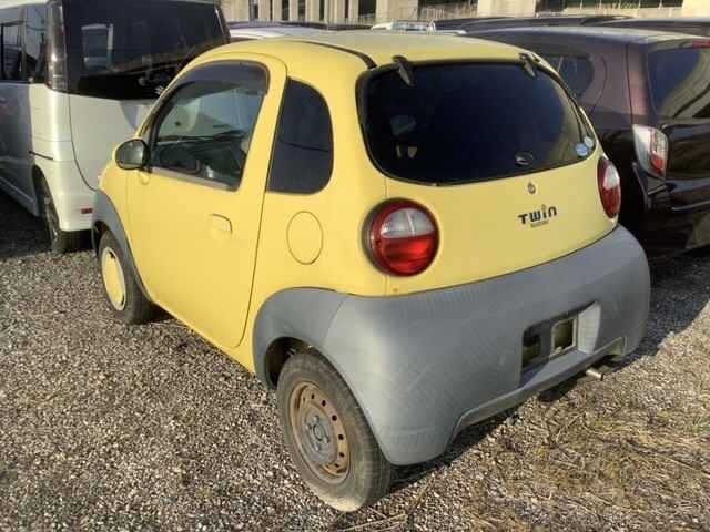Suzuki TWIN 2005 8256214-1