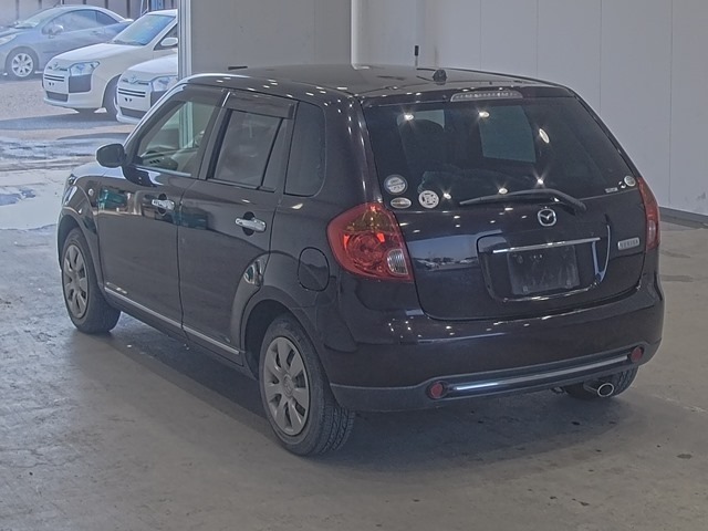 Mazda VERISA 2013 8294103-1
