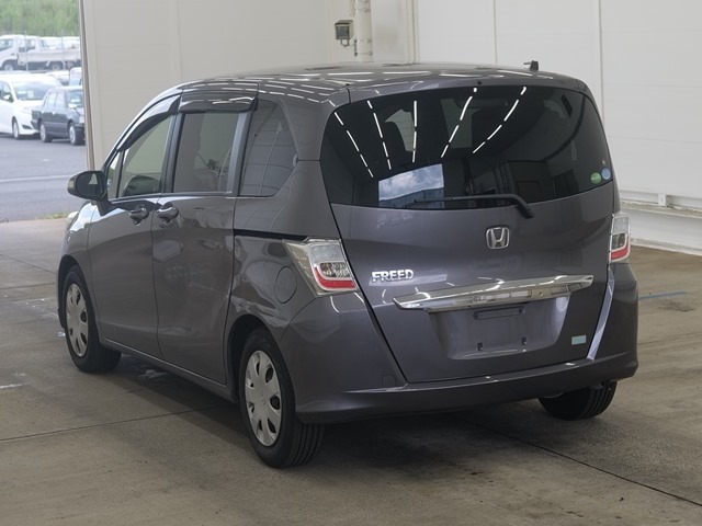 Honda FREED 2013 8306758-1
