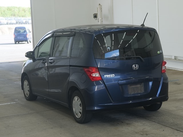 Honda FREED 2009 8306766-1