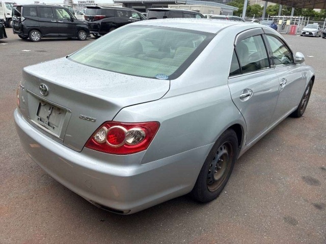 Toyota MARK X 2007 8304767-1