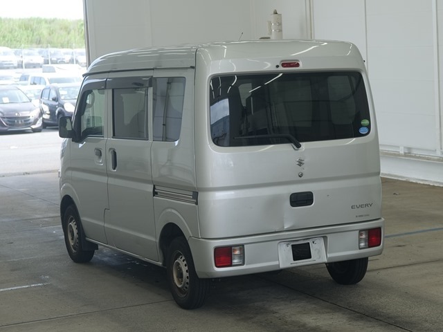 Suzuki EVERY 2018 8320332-1