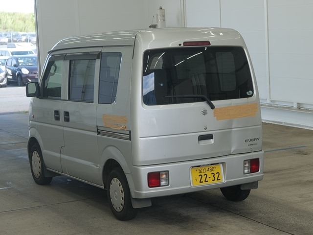 Suzuki EVERY 2007 8320333-1