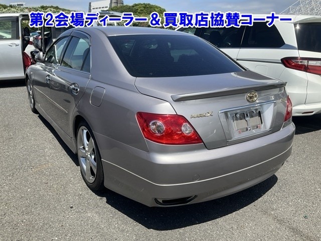 Toyota MARK X 2005 8309009-1