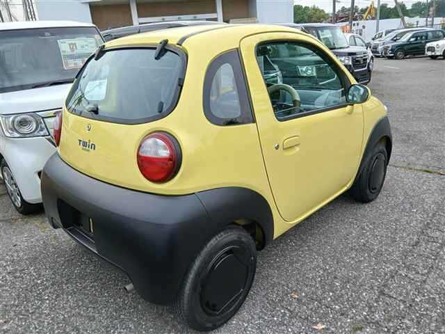 Suzuki TWIN 2004 8321330-1