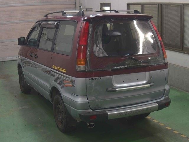 Toyota LITEACE NOAH 1996 8331218-1