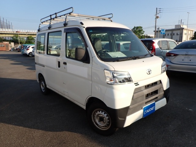 sat car