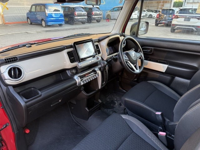Suzuki X BEE 2019 8350388-2