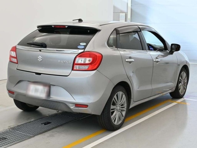 Suzuki BALENO 2017 8421515-1