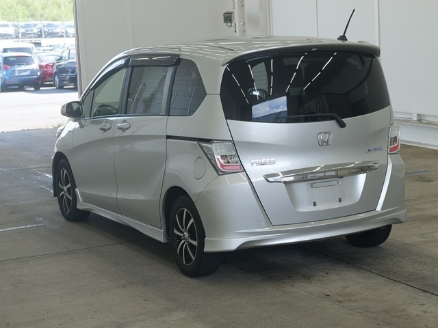 Honda FREED 2012 8442105-1