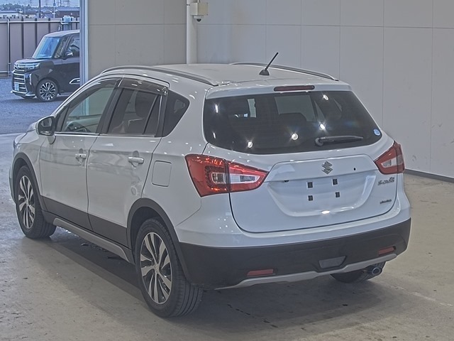 Suzuki SX4 2017 8437362-1