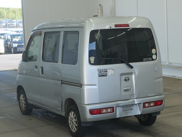 Toyota PIXIS VAN 2013 8462576-1