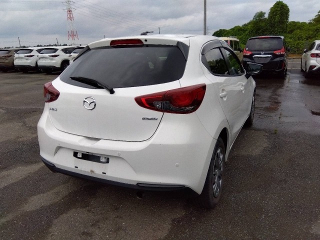 Mazda MAZDA2 2021 8494125-1