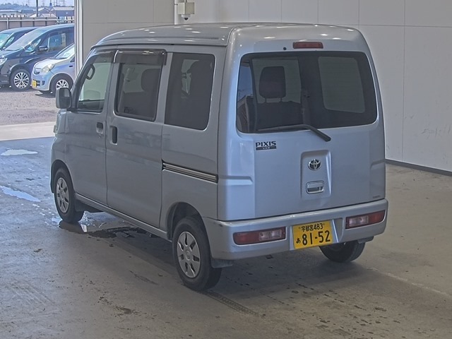 Toyota PIXIS VAN 2013 8553467-1