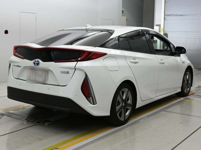 Toyota PRIUS PHV 2021 8614109-1