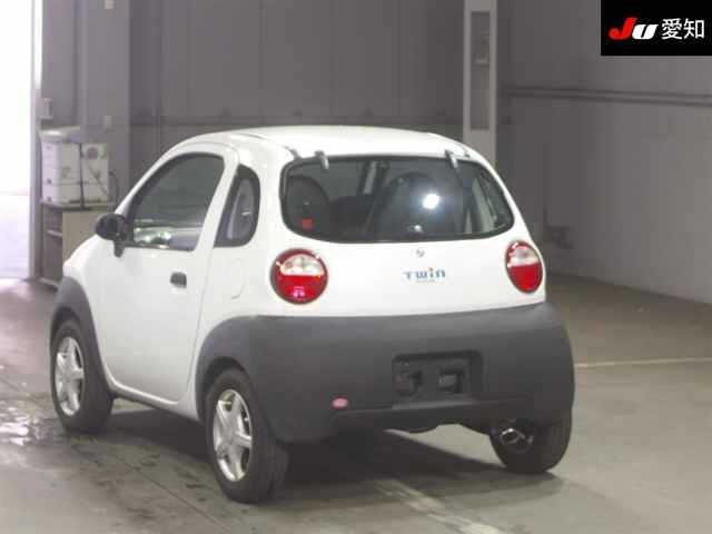 Suzuki TWIN 2004 8620052-1