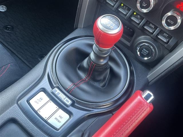 Toyota 86 2012 6968514-8