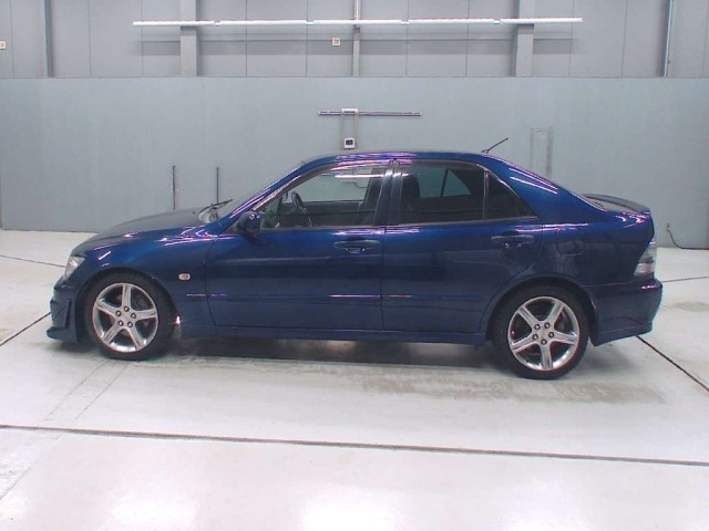 Toyota ALTEZZA 2004 6969143-4