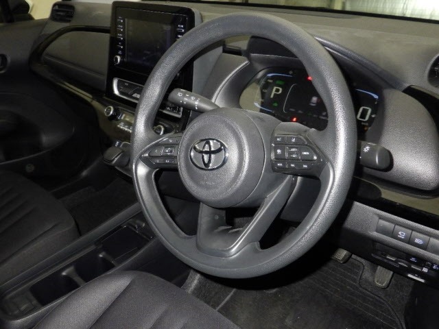 Toyota AQUA 2025 6967820-3