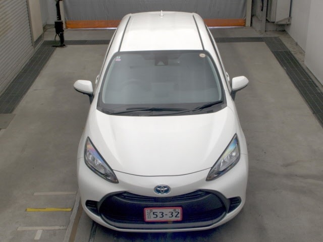 Toyota AQUA 2025 6967820-6