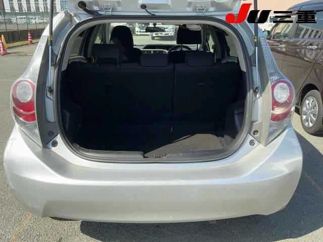 Toyota AQUA 2013 6967854-7