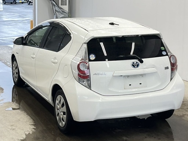 Toyota AQUA 2012 6967941-5