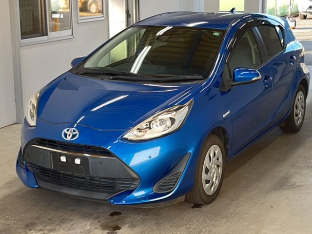 Toyota AQUA 2018 6967950-0