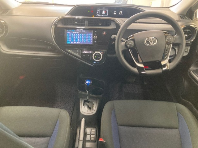 Toyota AQUA 2018 6967950-3