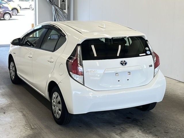 Toyota AQUA 2015 6967968-5