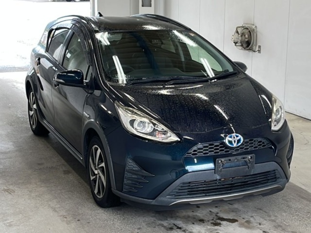 Toyota AQUA 2017 6967970-4