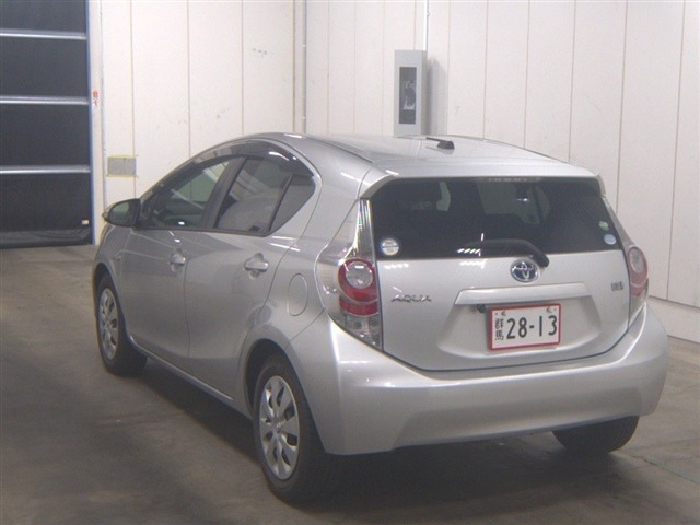Toyota AQUA 2012 6968026-1