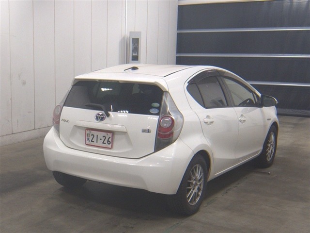 Toyota AQUA 2014 6968029-5