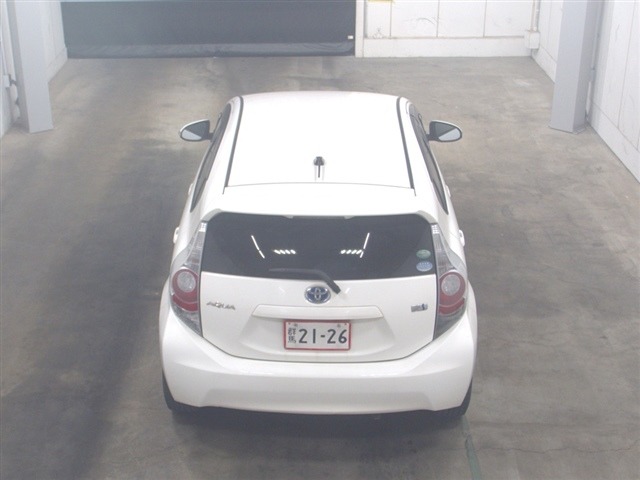Toyota AQUA 2014 6968029-6
