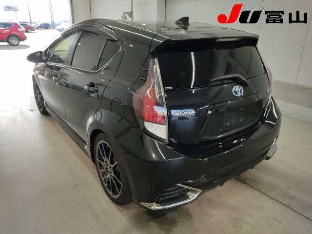 Toyota AQUA 2016 6968033-1