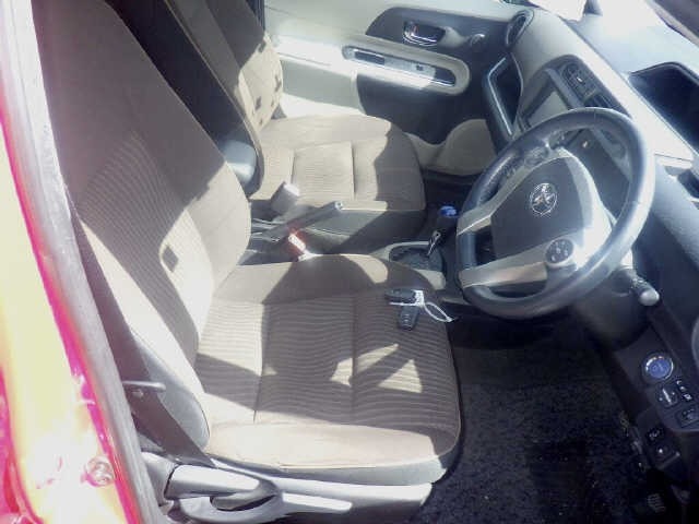 Toyota AQUA 2013 6968034-7
